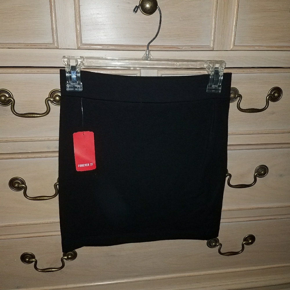Forever 21 black pencil skirt